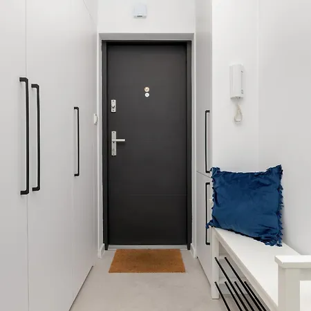 Apartament Sloneczny Apartament W Sercu Gdyni By Renters Gdynia
