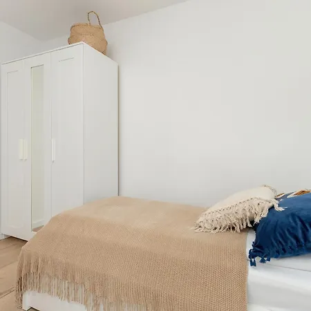 Sloneczny Apartament W Sercu Gdyni By Renters *