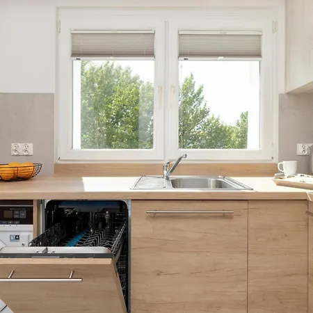 Sloneczny Apartament W Sercu Gdyni By Renters * 그디니아