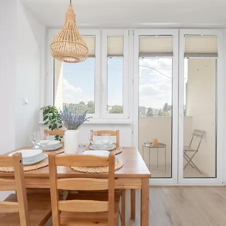 Sloneczny Apartament W Sercu Gdyni By Renters *